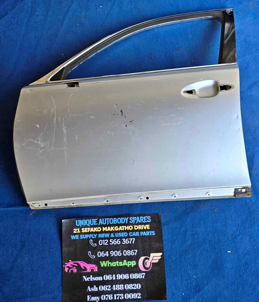 Lexus LS460 Left Front Door