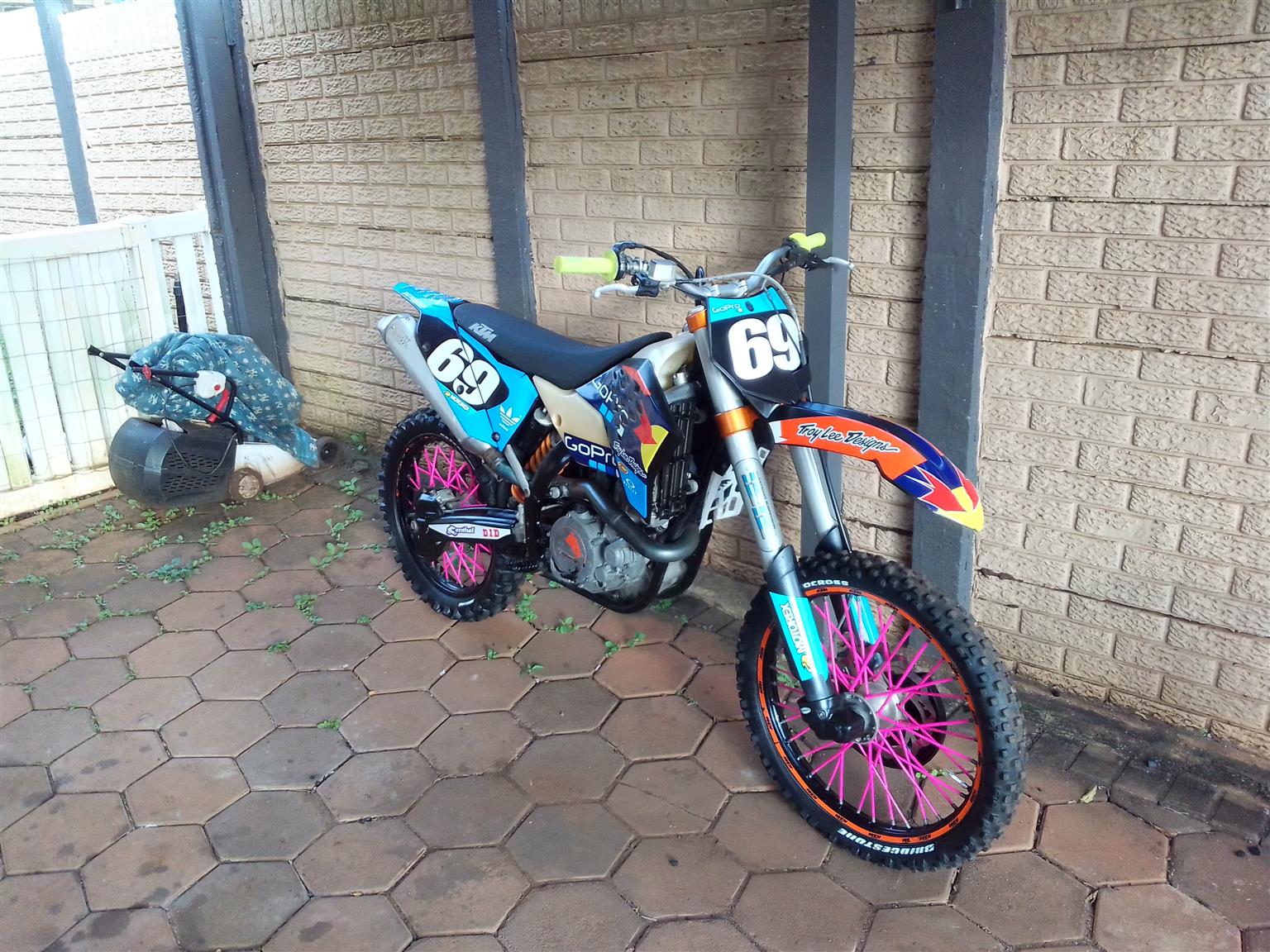 Late 2008 Ktm Sx-f 450 with extras on for sale!