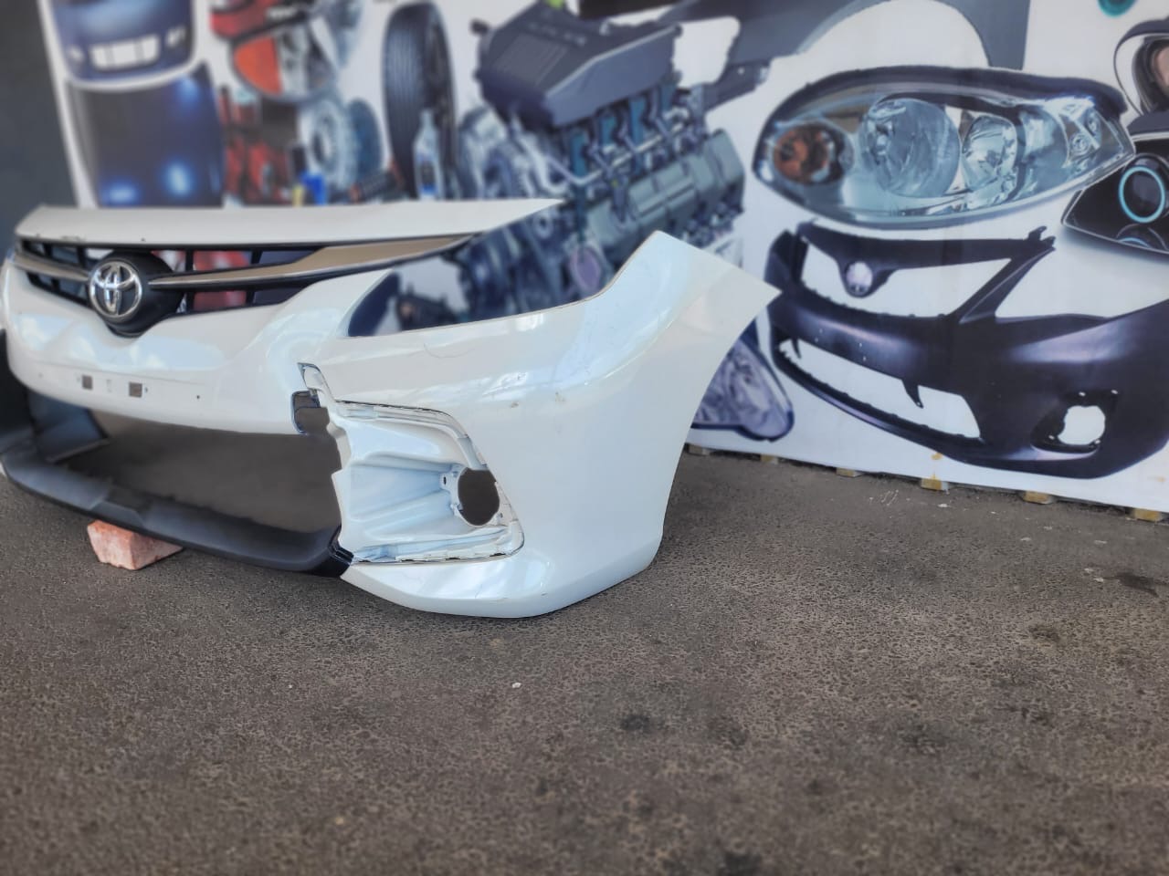2025 TOYOTA STARLET FRONT BUMPER FOR SALE. IN PRISTINE CONDITION - Private Seller