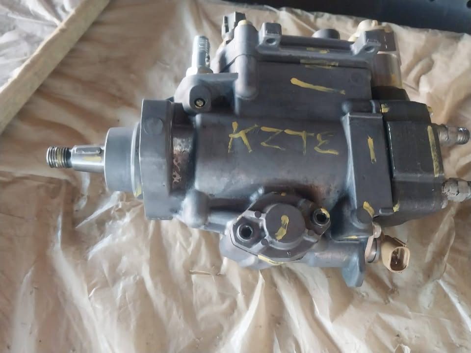 Toyota Hilux 1kzte 3.0D Diesel Pump For Sale - Private Seller Toyota Hilux 1kzte 3.0D Diesel Pump For Sale - Private Seller