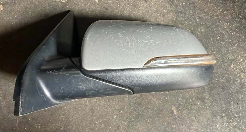 Hyundai Creta side mirror 2017/20 - Private Seller Hyundai Creta side mirror 2017/20 - Private Seller