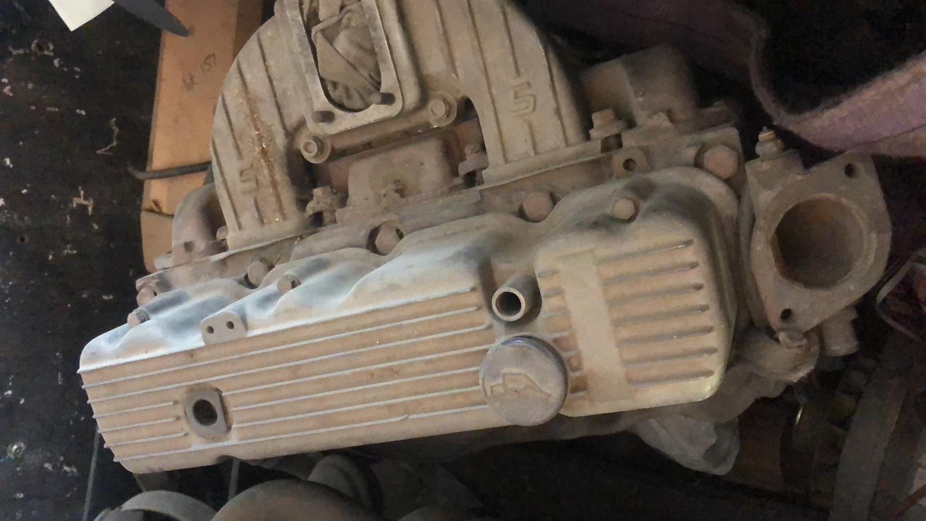 Chevrolet 2,5  Engine with aluminium tappet cover