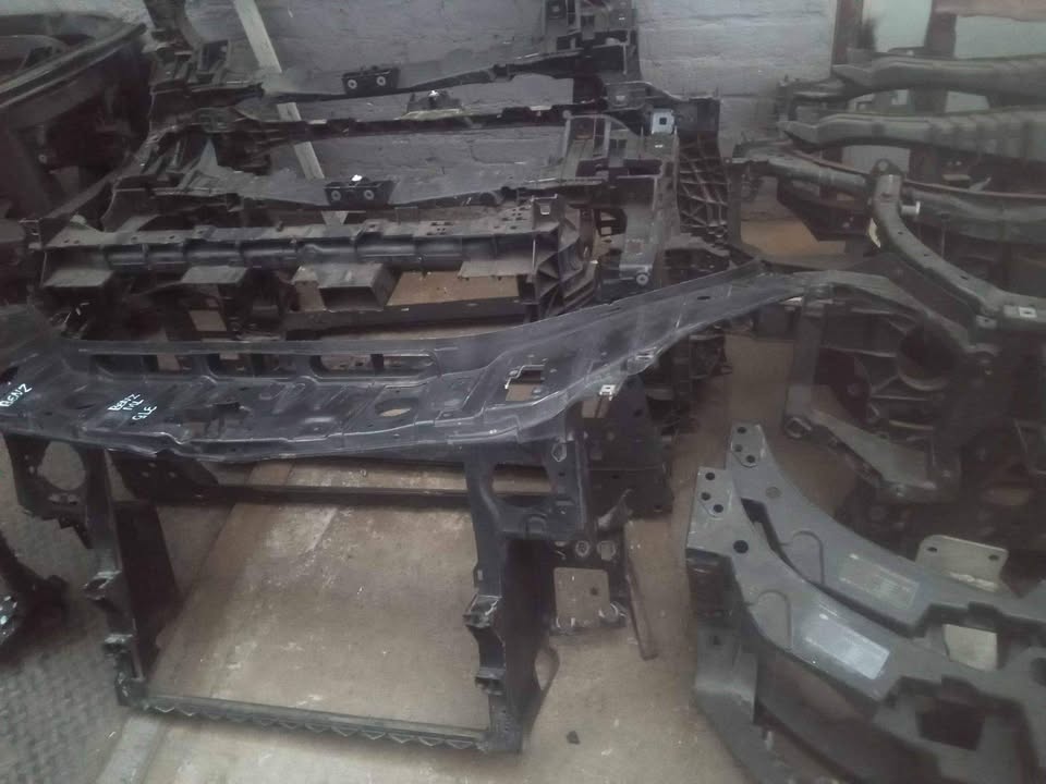 Range rover, mercedes Benz, Audi and BMW cradles