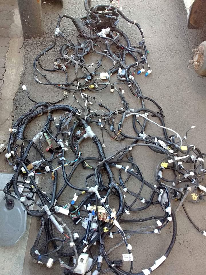 2021 Nissan Almera complete wiring harness for sale - Private Seller 2021 Nissan Almera complete wiring harness for sale - Private Seller