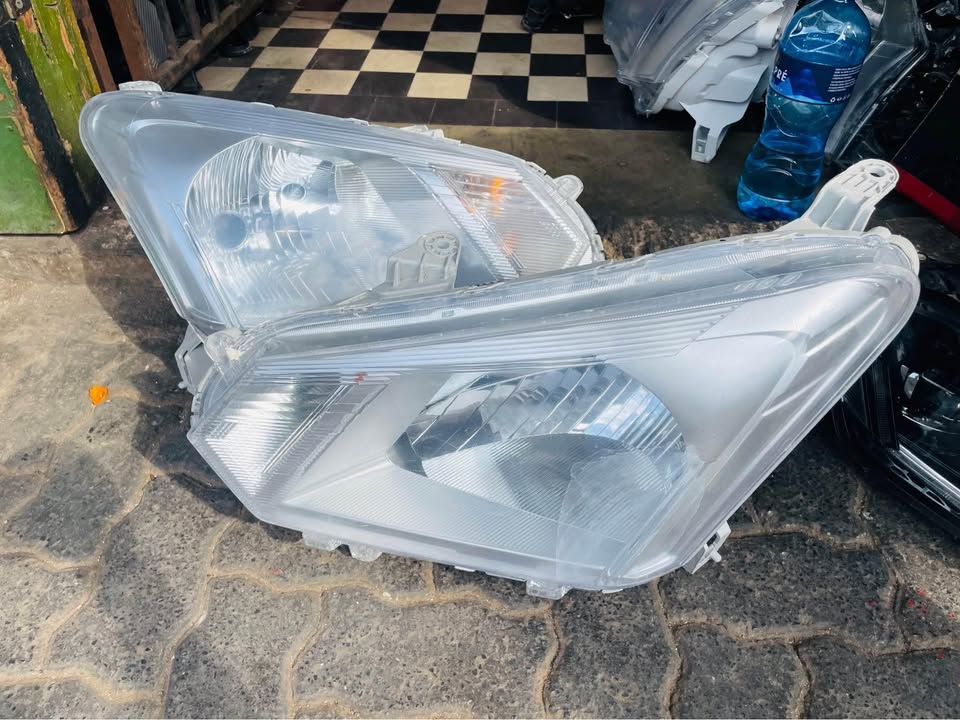 Isuzu D-Max headlights 2016/19 - Private Seller Isuzu D-Max headlights 2016/19 - Private Seller