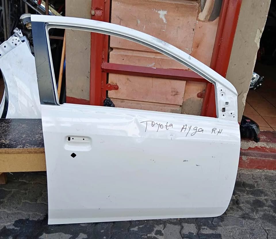 Toyota Aygo door - Private Seller Toyota Aygo door - Private Seller