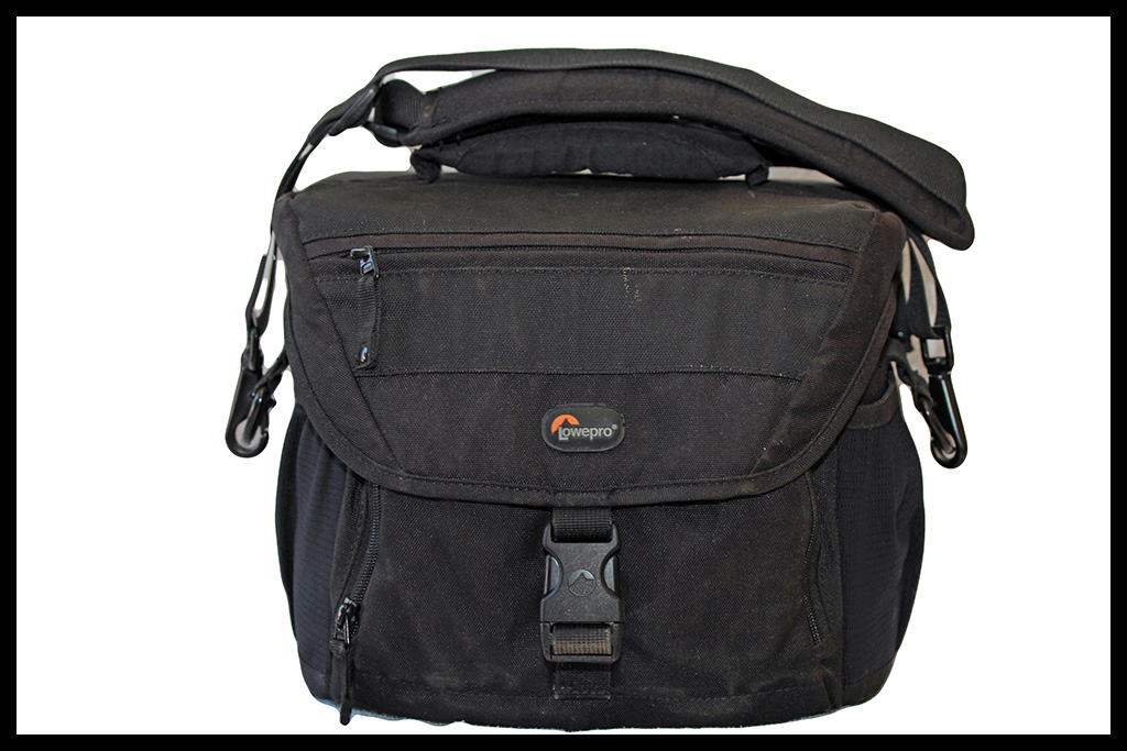 Lowepro Nova 180AW Shoulder Bag