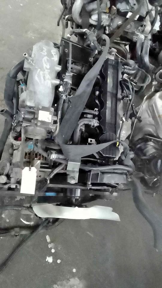 ISUZU C24SE 2.4L COMPLETE ENGINE FOR SALE - Private Seller ISUZU C24SE 2.4L COMPLETE ENGINE FOR SALE - Private Seller