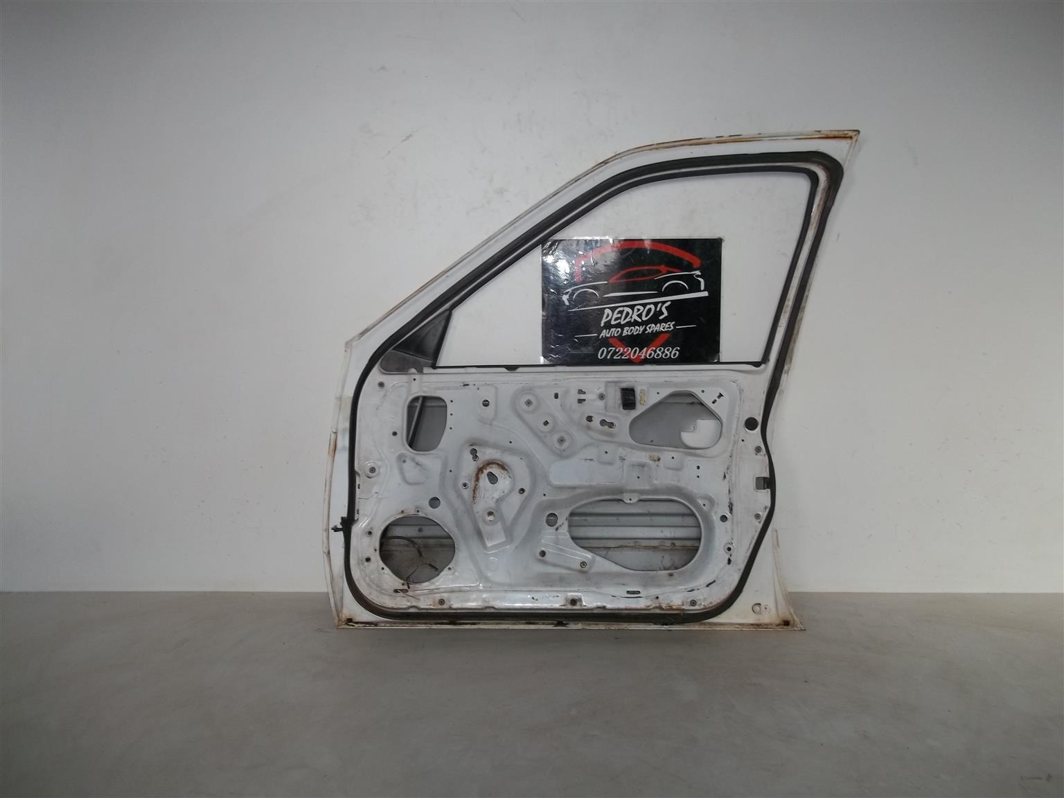 Nissan Sentra right front driver door - Private Seller Nissan Sentra right front driver door - Private Seller