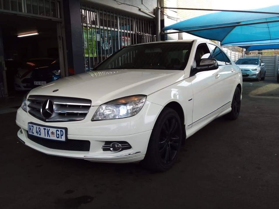 2008 Mercedes Benz C220 automatic diesel 2008