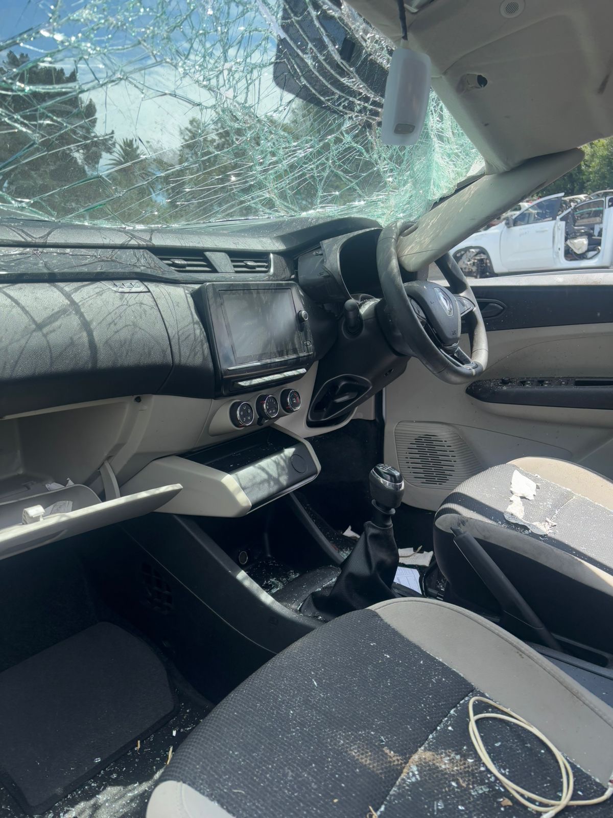 2021 RENAULT TRIBER 1.0 #B4DA STRIPPING FOR SPARES - Private Seller 2021 RENAULT TRIBER 1.0 #B4DA STRIPPING FOR SPARES - Private Seller