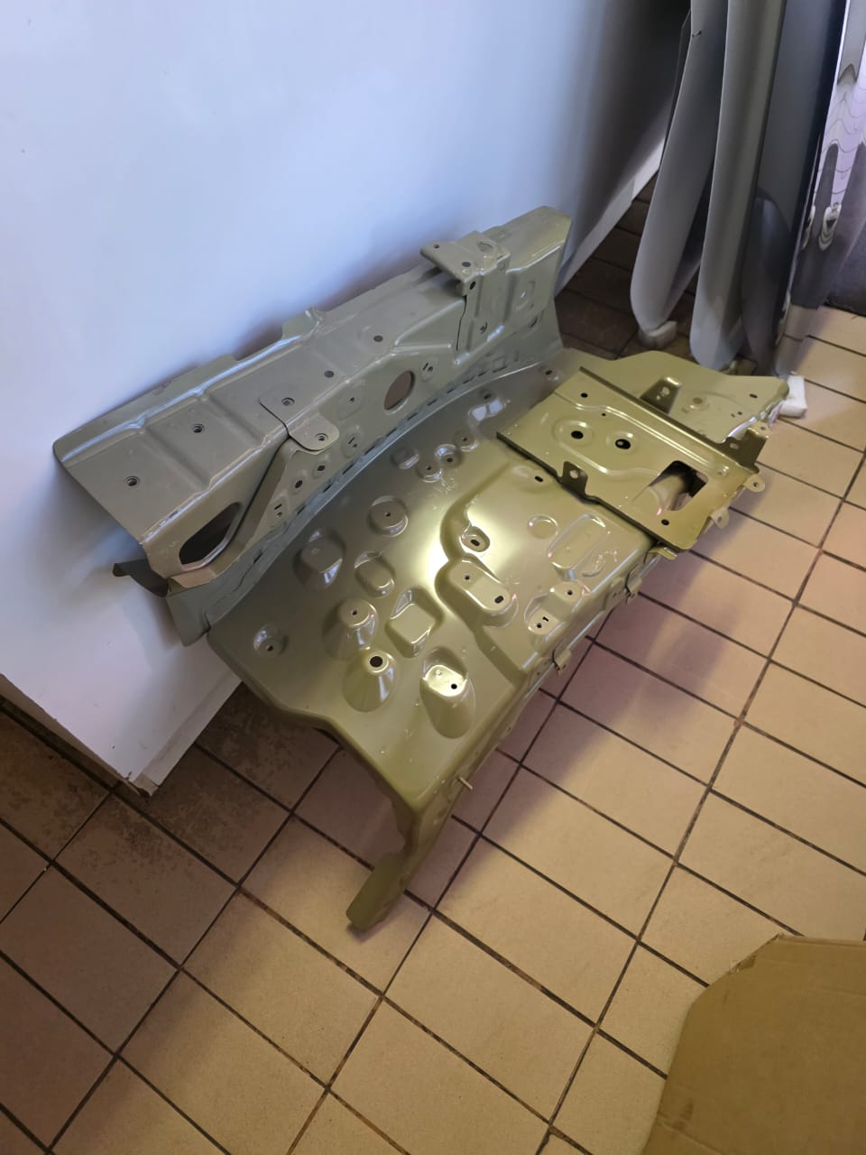 2023 GWM P-SERIES LEFT FRONT QUARTER SECTION FOR SALE - Private Seller 2023 GWM P-SERIES LEFT FRONT QUARTER SECTION FOR SALE - Private Seller