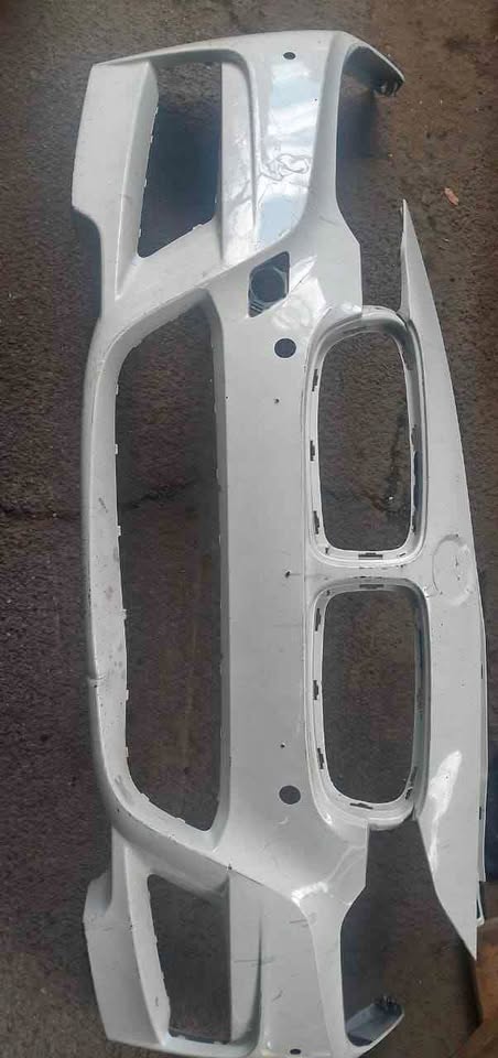 BMW F30 2015 front bumper - Private Seller BMW F30 2015 front bumper - Private Seller