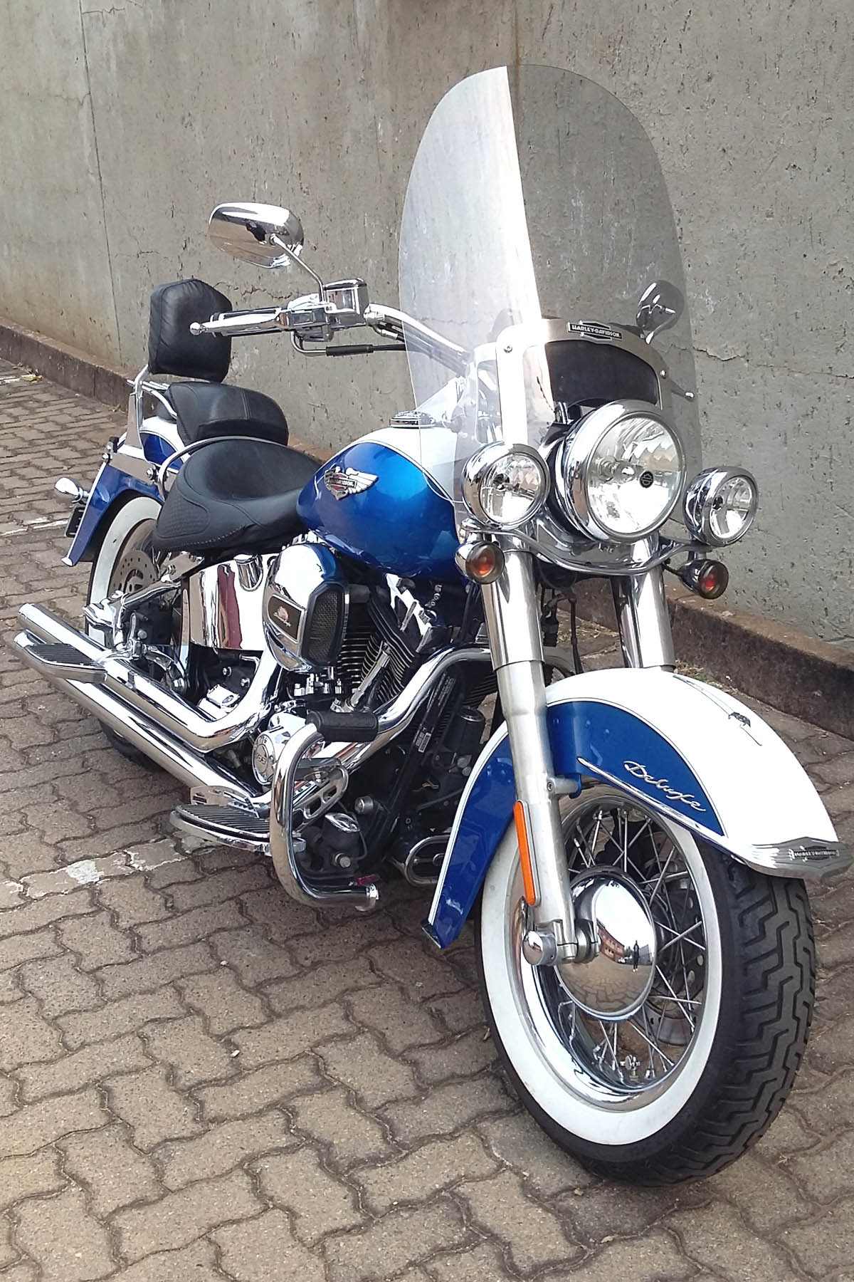 Stunning 2012 Softail Deluxe with Lots of Extras! - Private Seller Stunning 2012 Softail Deluxe with Lots of Extras! - Private Seller