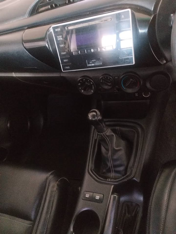 2018 TOYOTA HILUX 2.4 GD6 4X2 SINGLE CAB MANUAL