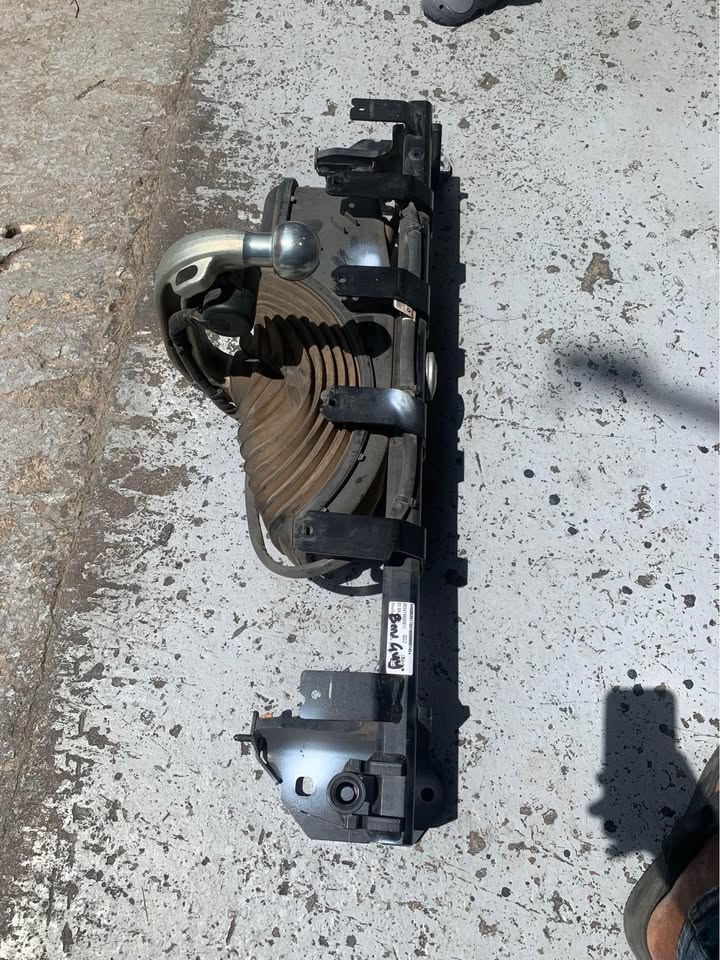 BMW X4 G02 tow bar - Private Seller