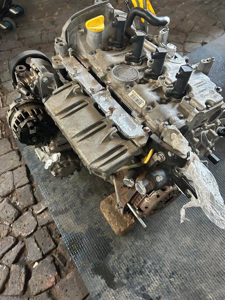 Nissan NP200 1.6 Engine For Sale Call Or WhatsApp