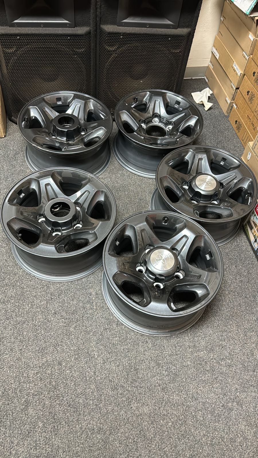 Land Cruiser 79 16inch Mags - Private Seller Land Cruiser 79 16inch Mags - Private Seller