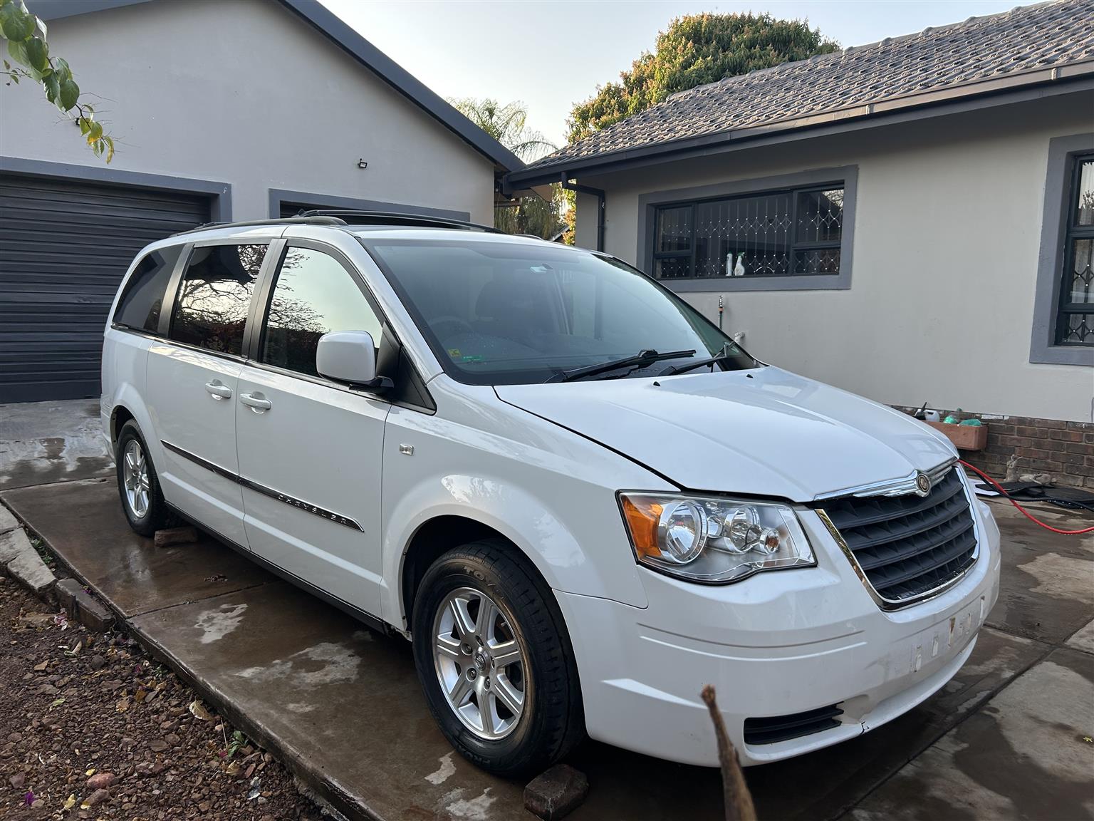 Used 2009 Chrysler Grand Voyager 2.8CRD LX - Private Seller