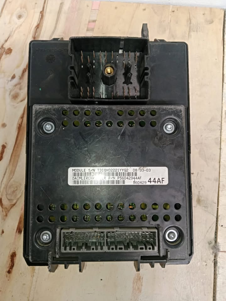 Jeep Grand Cherokee Fuse Box - Private Seller