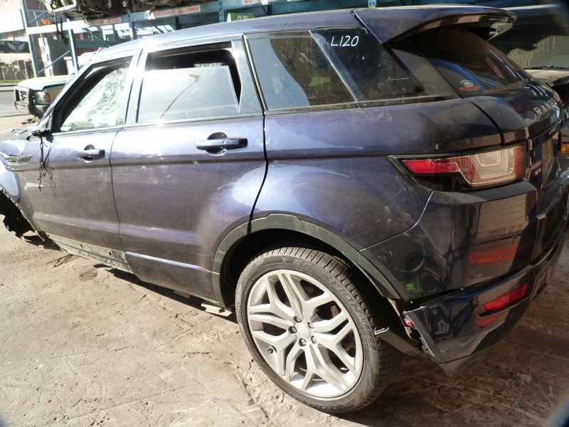 Land Rover Range Rover Evoque 2.0 Diesel HSE AT Dark Blue - 2017 STRIPPING FOR - Private Seller Land Rover Range Rover Evoque 2.0 Diesel HSE AT Dark Blue - 2017 STRIPPING FOR - Private Seller