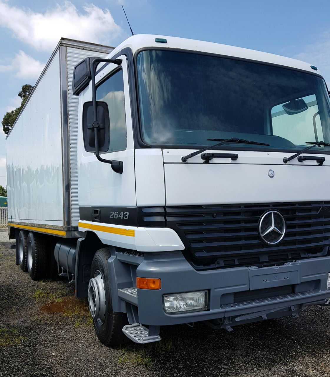 2000 Mercedes Benz 2643 Actros Double Diff Voume Body Truck For 2000 Mercedes Benz 2643 Actros Double Diff Voume Body Truck For