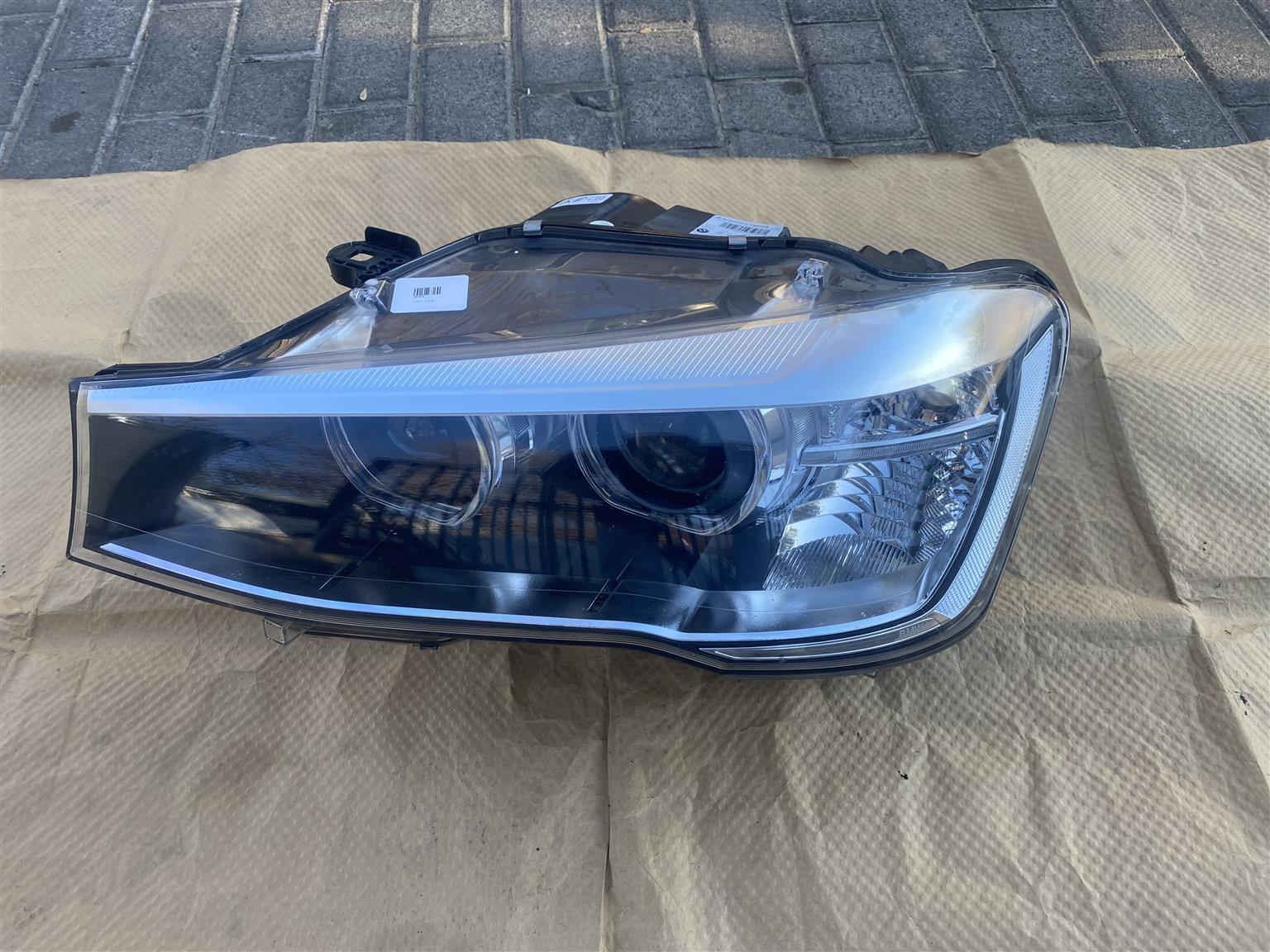 2017 BMW X3 F25 X4 X26 XENON HEADLIGHT LEFT SIDE FOR SALE - Private Seller