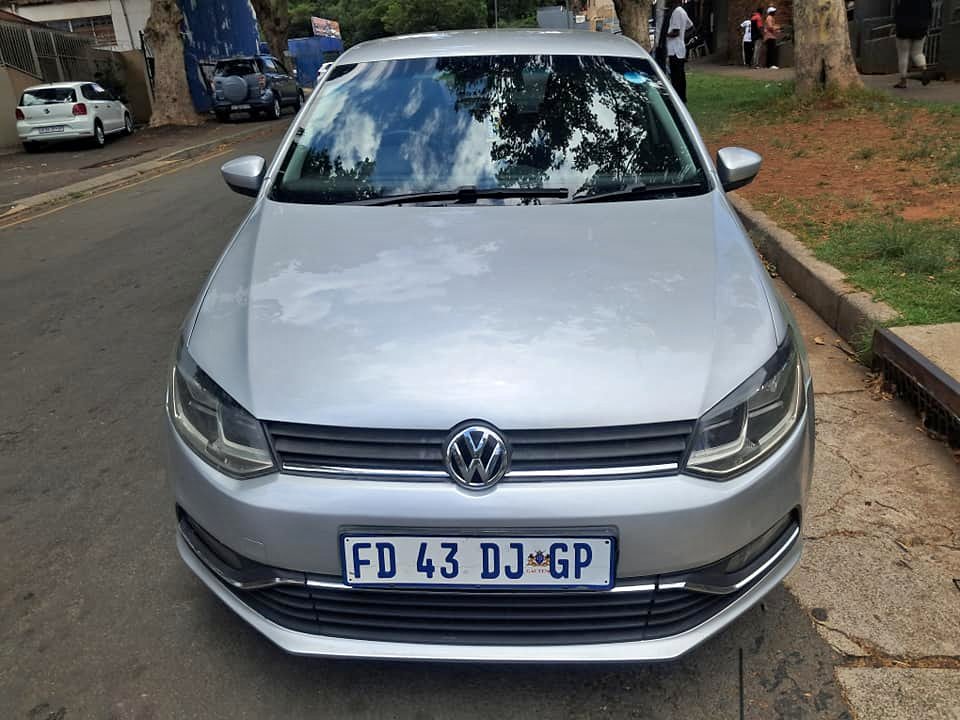 Volkswagen polo Tsi 1.2 Silver for sale