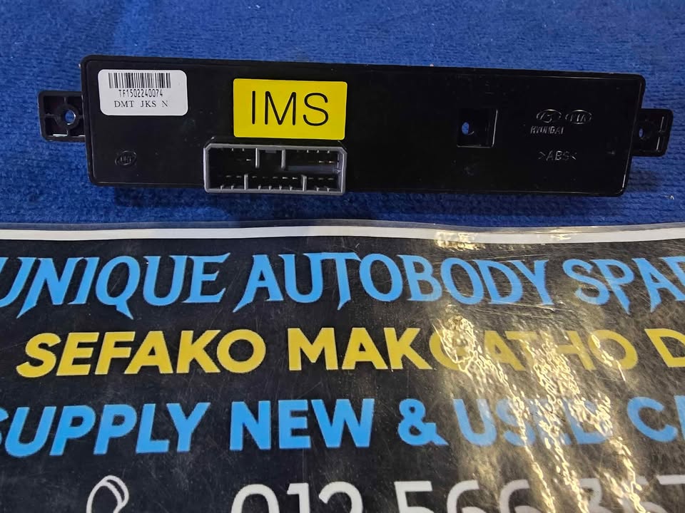 Hyundai Sonata Driver Power Seat Switch - Private Seller Hyundai Sonata Driver Power Seat Switch - Private Seller