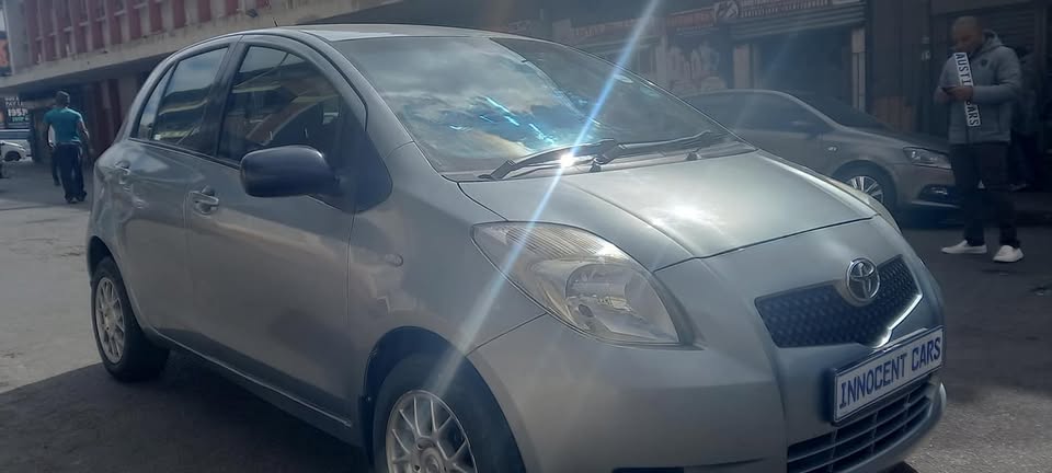 2007 TOYOTA YARIS 1.3 MANUAL, GREY COLOUR, 95000KM
