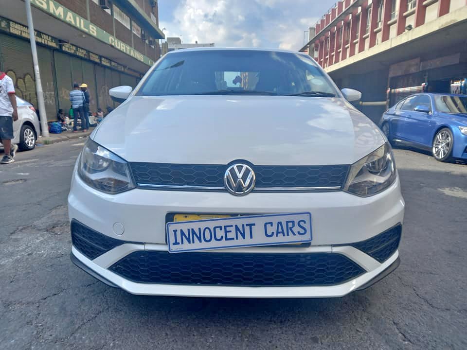 2021 VW POLO 6 SEDAN 1.4 PETROL, MANUAL TRANSMISSION, WHITE COLOUR, MILEAGE 29000KM 2021 VW POLO 6 SEDAN 1.4 PETROL, MANUAL TRANSMISSION, WHITE COLOUR, MILEAGE 29000KM