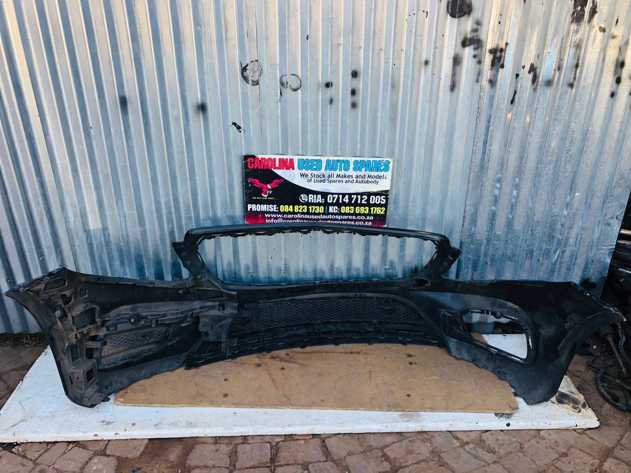 Mercedes Benz E-class C213 AMG front bumper with bumper grill and foglight - Private Seller Mercedes Benz E-class C213 AMG front bumper with bumper grill and foglight - Private Seller