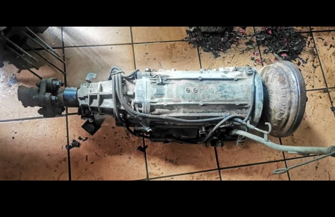 Nissan 350z auto transmission - Private Seller