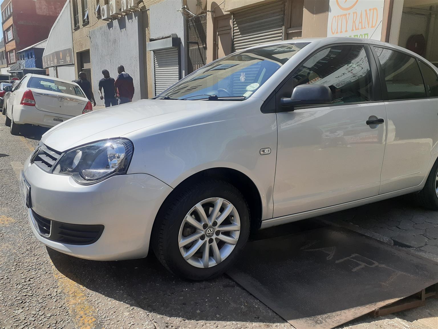 polo vivo sedan automatic for sale