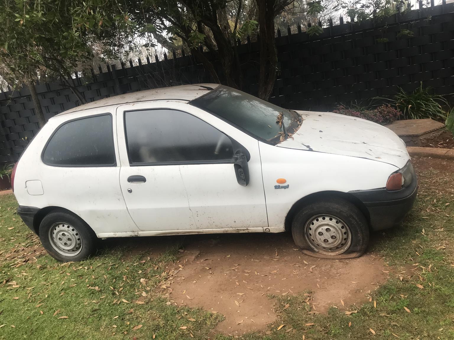 Fiat palio 1.2 year 2005 engine running - Private Seller Fiat palio 1.2 year 2005 engine running - Private Seller