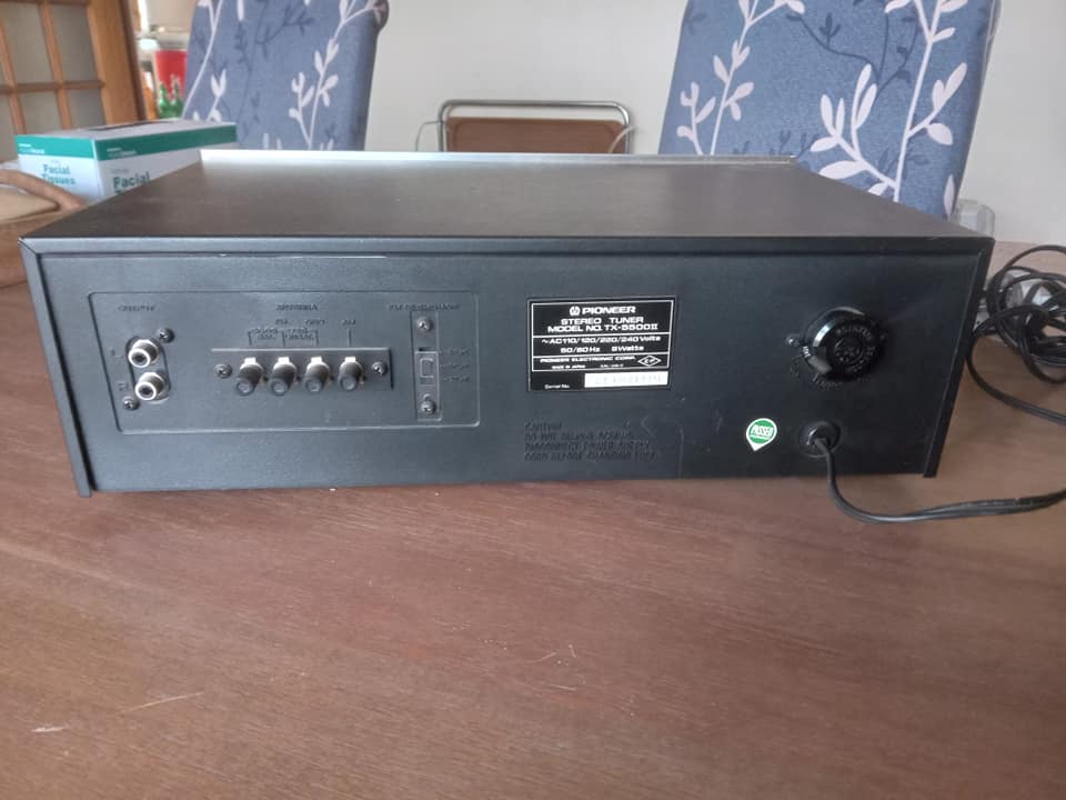 Pioneer silver faced tuner TX 5500 II