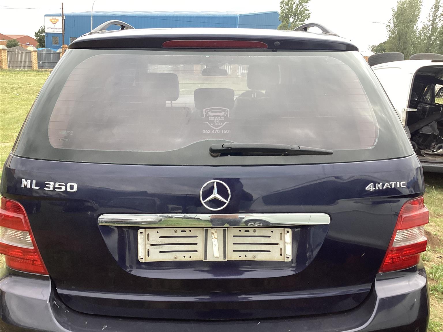 Mercedes Benz ML350 Tailgate - Black - Private Seller