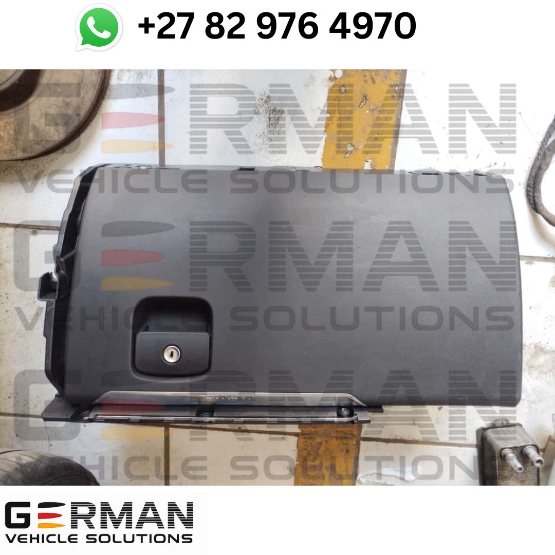 2018 jaguar f pace 2.0 diesel glove box for sale used - Private Seller 2018 jaguar f pace 2.0 diesel glove box for sale used - Private Seller