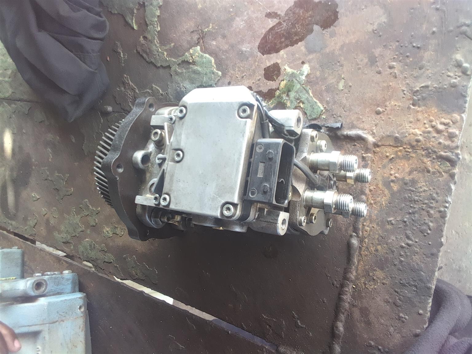 Isuzu 4jh1 diesel pump for sale - Private Seller Isuzu 4jh1 diesel pump for sale - Private Seller