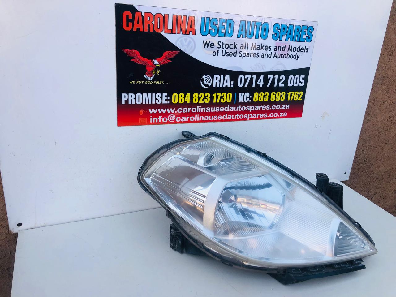 Nissan Tiida right side headlight - Private Seller Nissan Tiida right side headlight - Private Seller