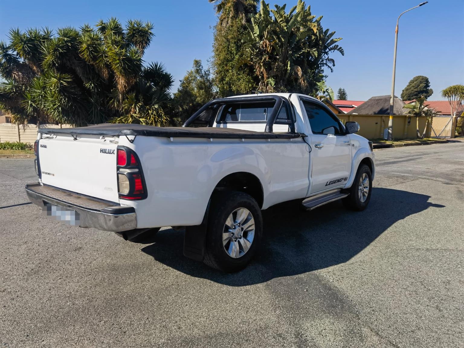 TOYOTA HILUX 2.5 D-4-D