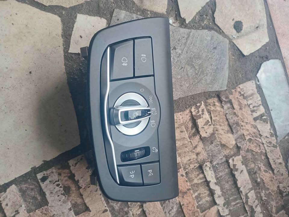 AIH headlight switch BMW 5-Serie - Private Seller AIH headlight switch BMW 5-Serie - Private Seller
