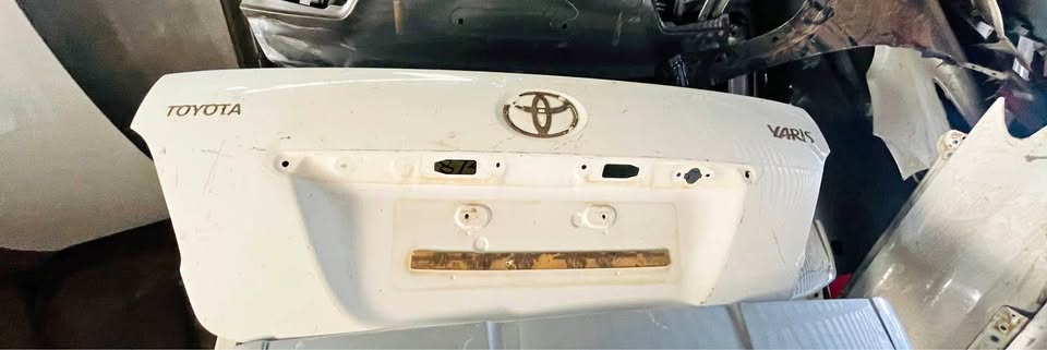 Toyota Yaris Bootlid - Private Seller Toyota Yaris Bootlid - Private Seller