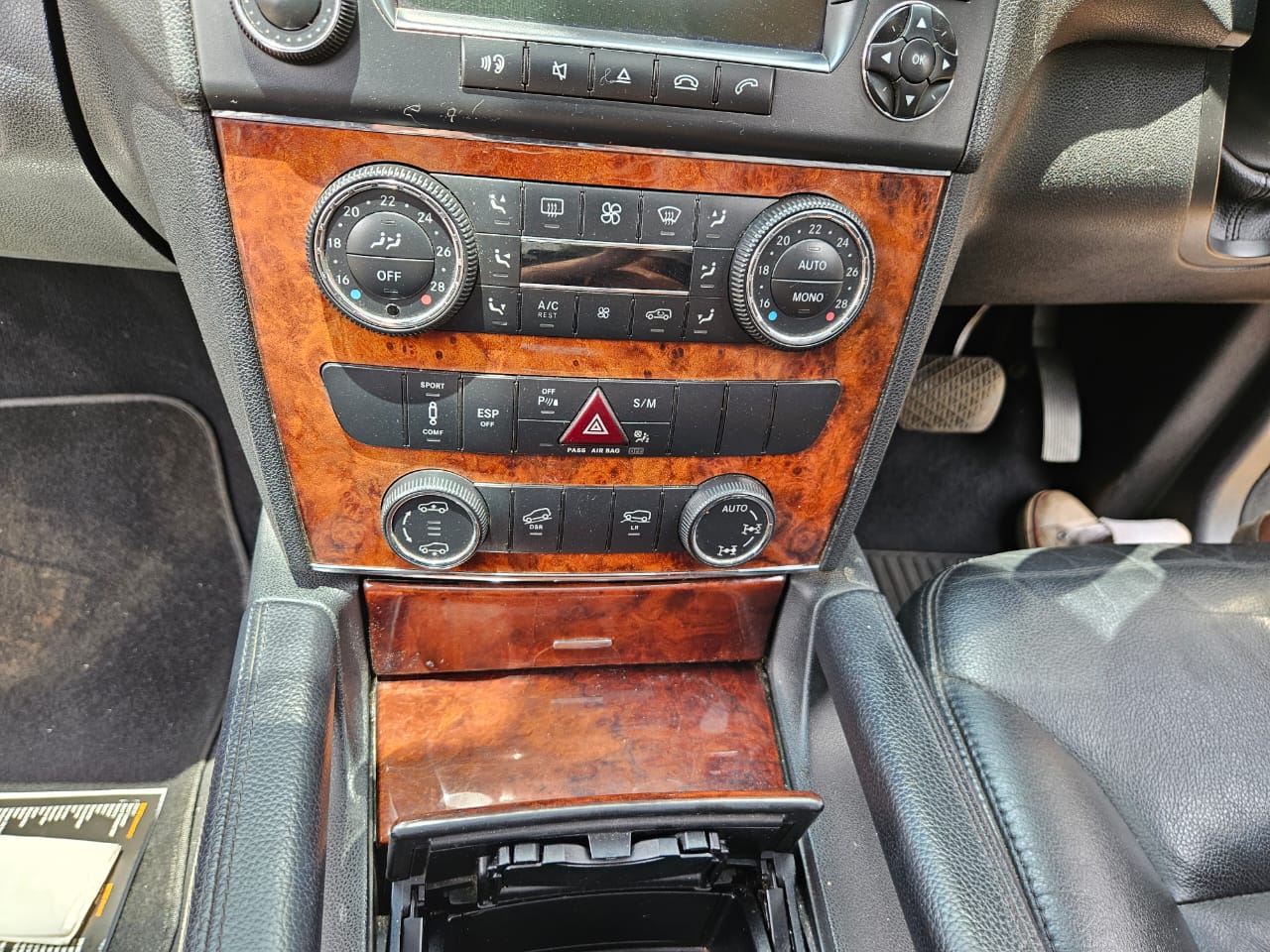 Benz ML320 preface dashboard controls for sale - Private Seller Benz ML320 preface dashboard controls for sale - Private Seller