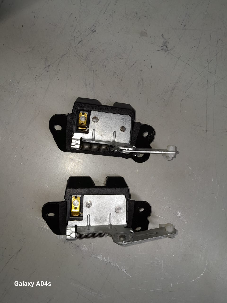 HYUNDAI H1 TAILGATE LOCK FOR SALE - Private Seller HYUNDAI H1 TAILGATE LOCK FOR SALE - Private Seller
