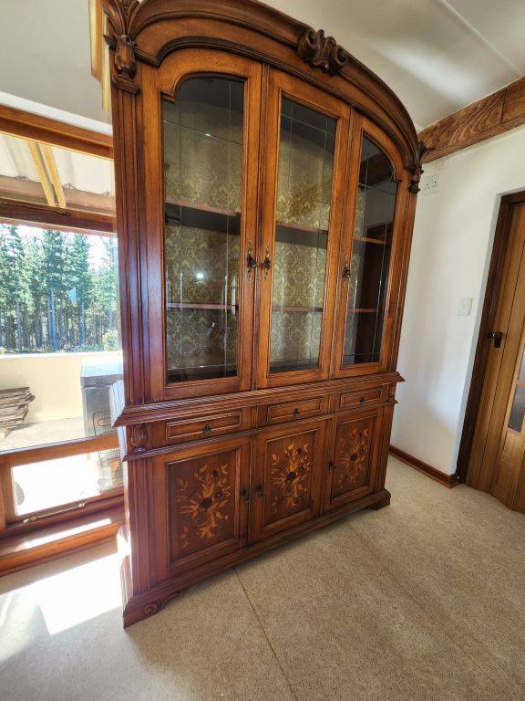 Classic Antique Italian Dining Room Set
