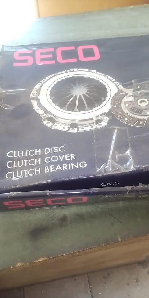 Kia clutch kit brand (seco) for 2.7 lt work horse - Private Seller Kia clutch kit brand (seco) for 2.7 lt work horse - Private Seller