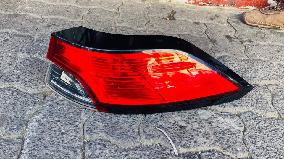 Toyota Corolla Cross taillight - Private Seller Toyota Corolla Cross taillight - Private Seller