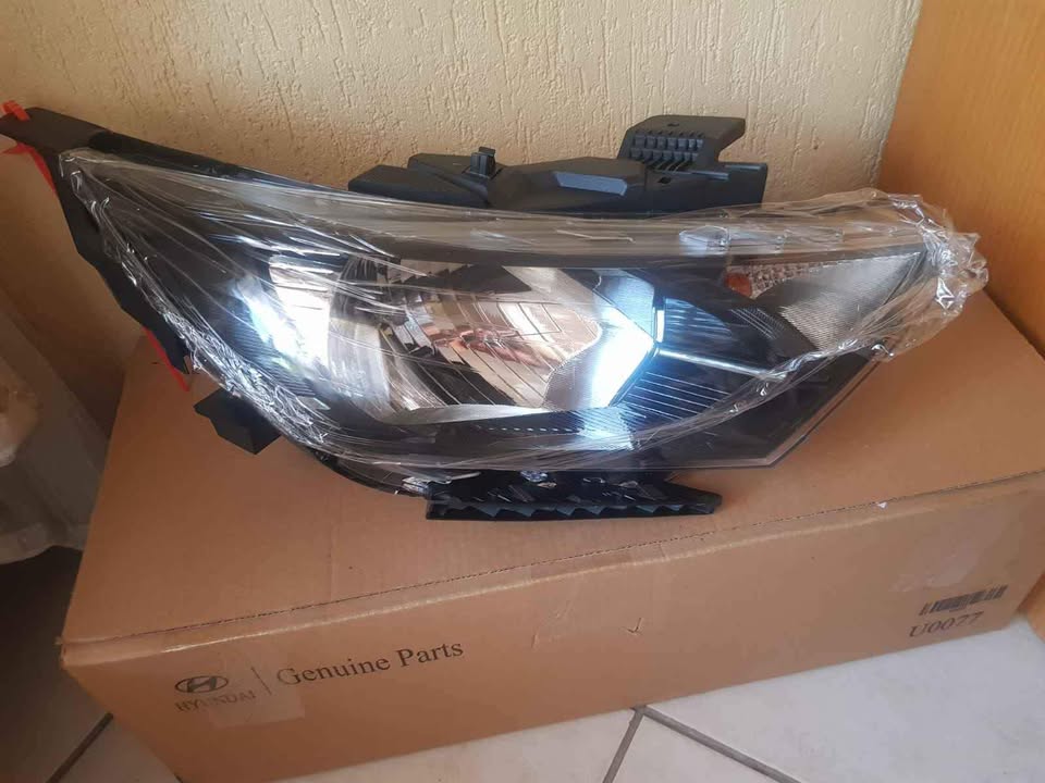 Hyundai i10 grand 2022 new headlamp oem - Private Seller Hyundai i10 grand 2022 new headlamp oem - Private Seller