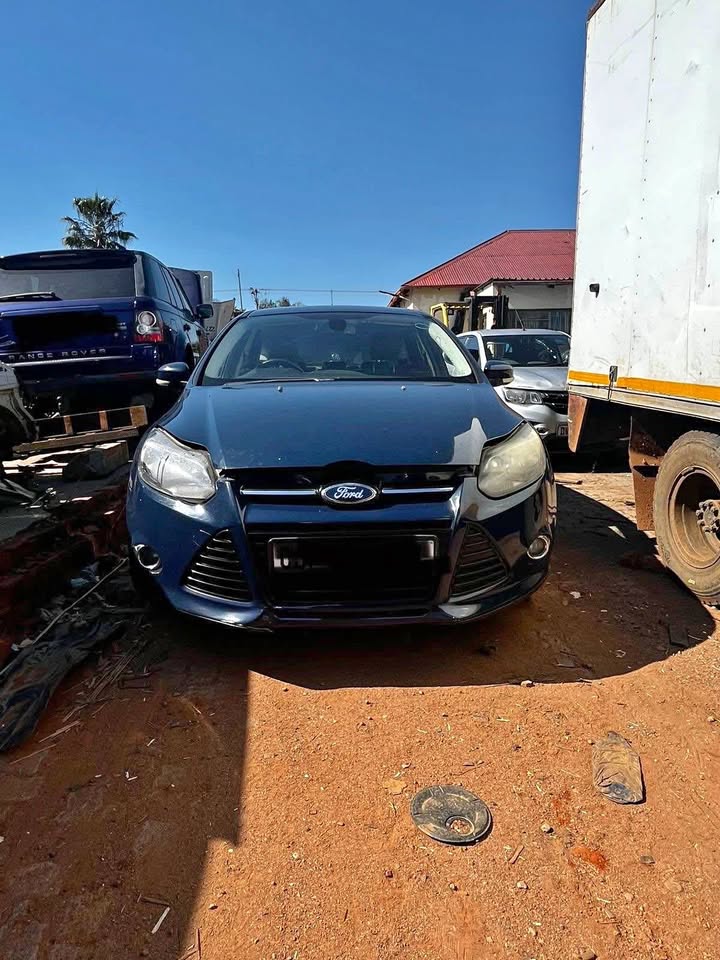 2014 FORD FOCUS 2.0 MANUAL FOR SPARES - Private Seller 2014 FORD FOCUS 2.0 MANUAL FOR SPARES - Private Seller